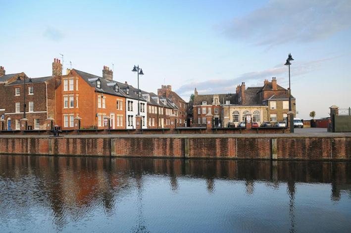 Bank House Hotel คิงส์ลินน์ ภายนอก รูปภาพ